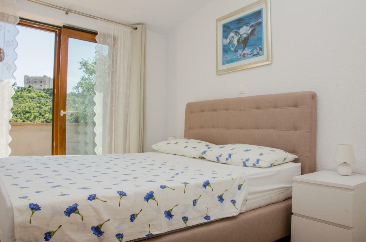 Guesthouse Ruza Сен Екстериор снимка